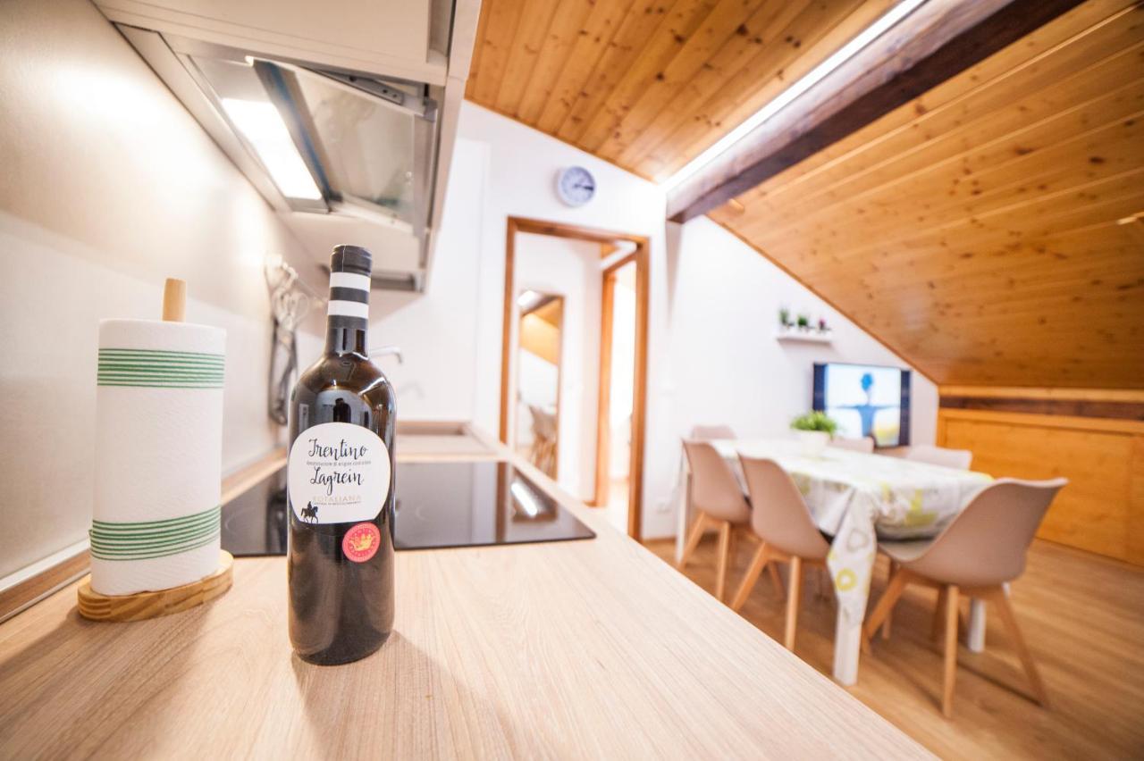 La Mansarda Di Emma Apartman Pinzolo Kültér fotó