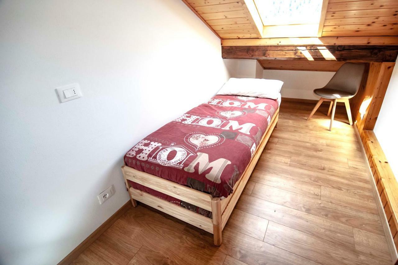 La Mansarda Di Emma Apartman Pinzolo Kültér fotó